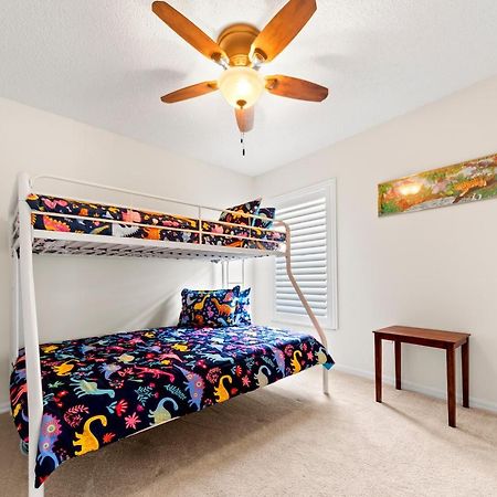 Private Oasis In Kissimmee - Pool, Bbq, Free Parking Apartman Orlando Kültér fotó