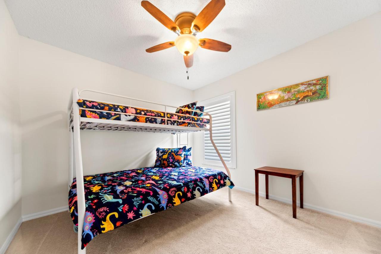 Private Oasis In Kissimmee - Pool, Bbq, Free Parking Apartman Orlando Kültér fotó